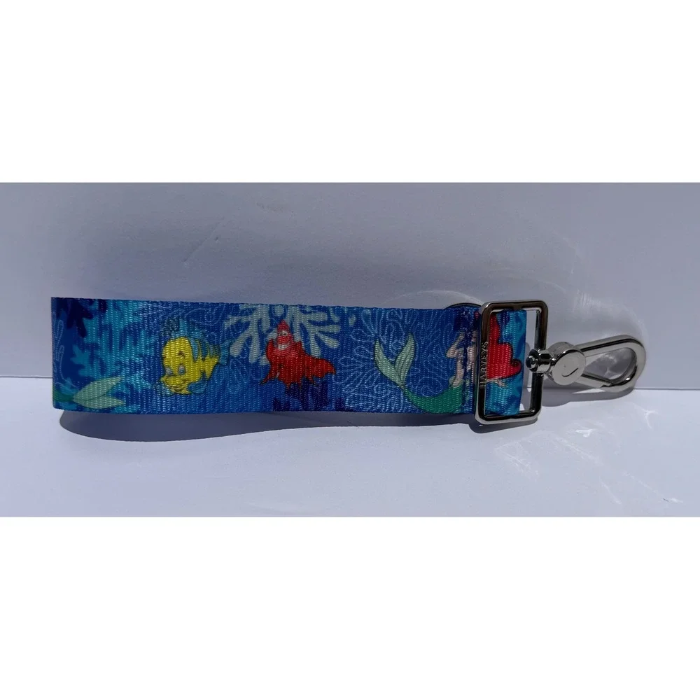 Harveys Seatbelt The Little Mermaid Ariel & Flounder Click N Go CNG Keychain - Picture 4 of 14